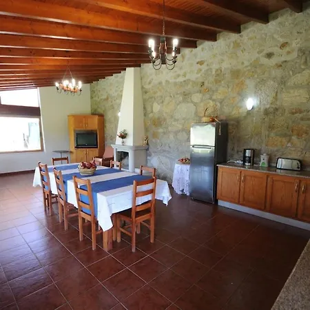 251 فيلة بارسيلوس